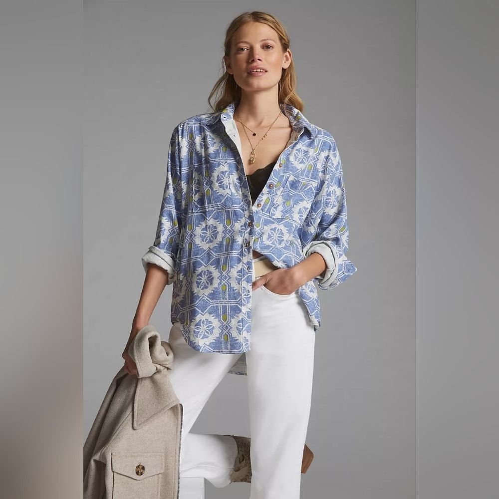 Anthropologie - Pilcro Relaxed Buttondown Blue And White Size Medium